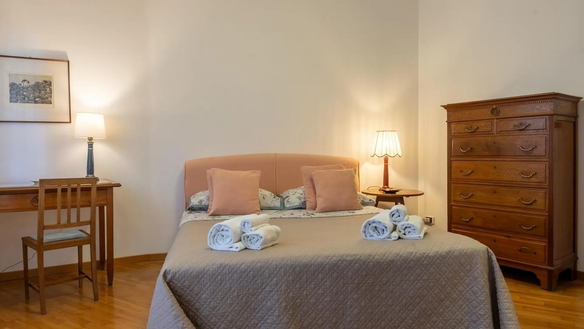 Apartment Sempione-Metro B, Vintage Apartment, Ac, Wifi Rome